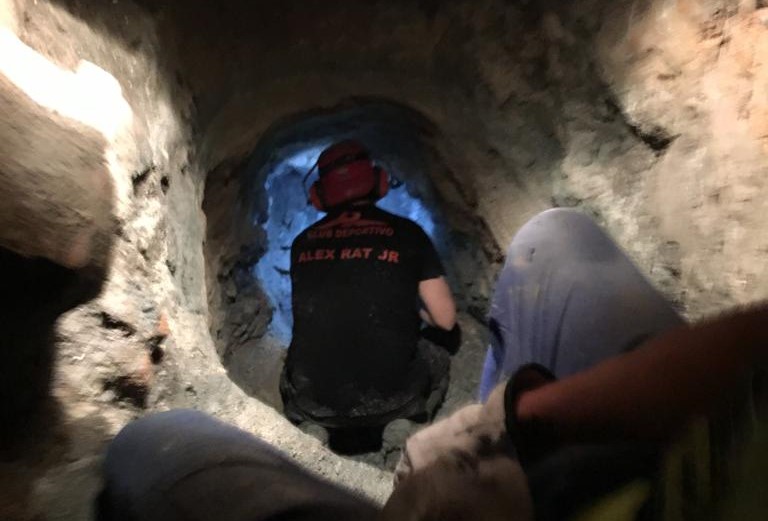 ¿Qué hace un pocero? Todo lo que necesitas saber sobre la pocería profesional